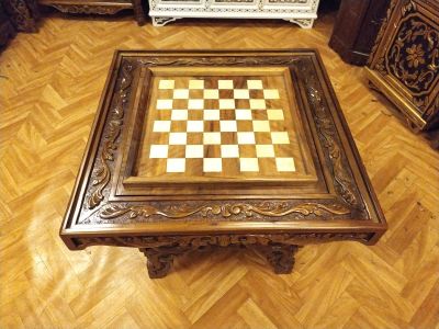 Ceviz Oyma Tavla ve Satranç Masası Hk-1401